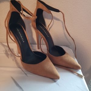 Never Worn Tan/Brown Heels with Ankle Ties 😍